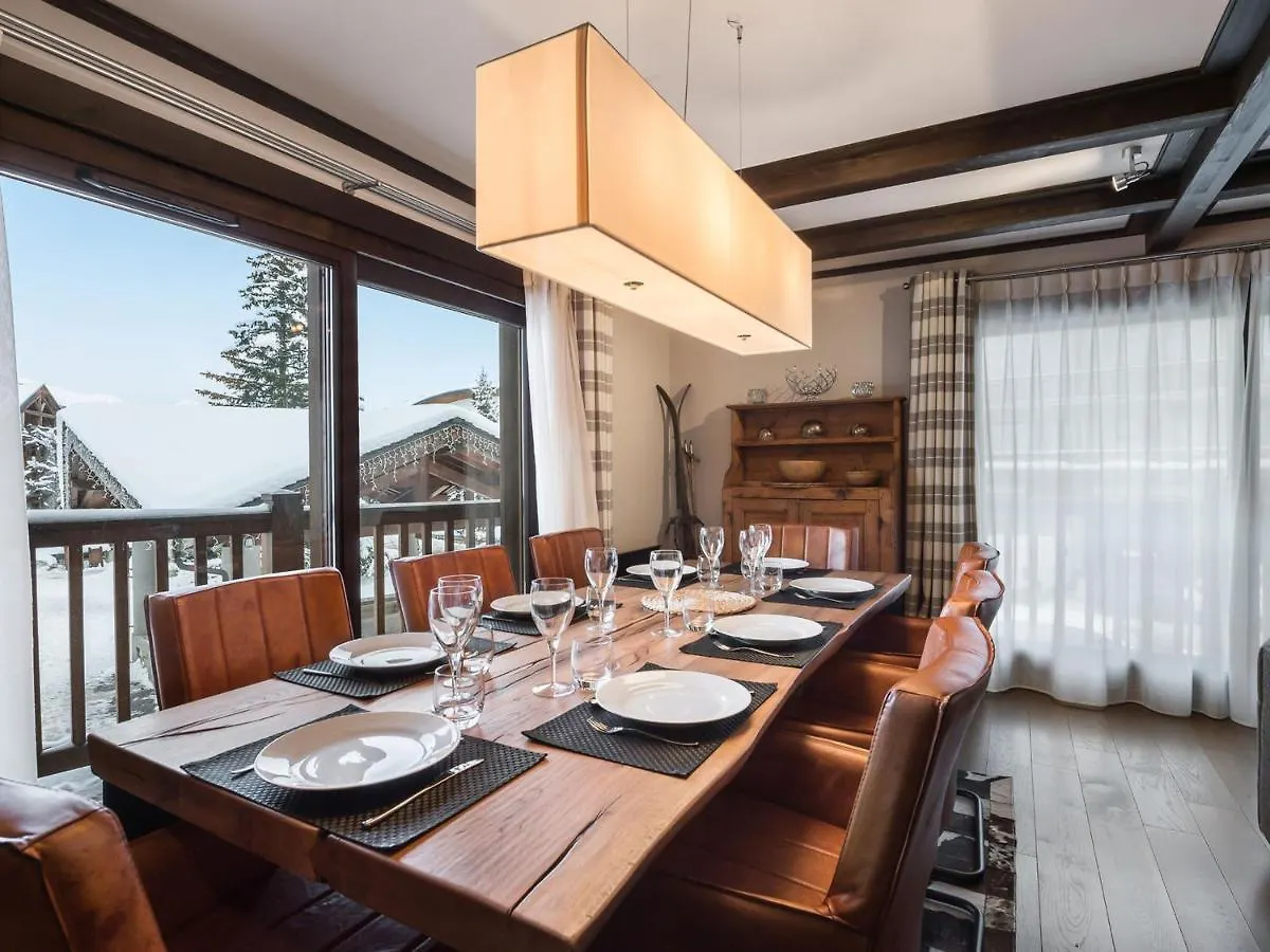 Luxueux Appartement 4 Chambres Avec Parking Au Centre De Courchevel 1650 - Fr-1-563-64 0*,
